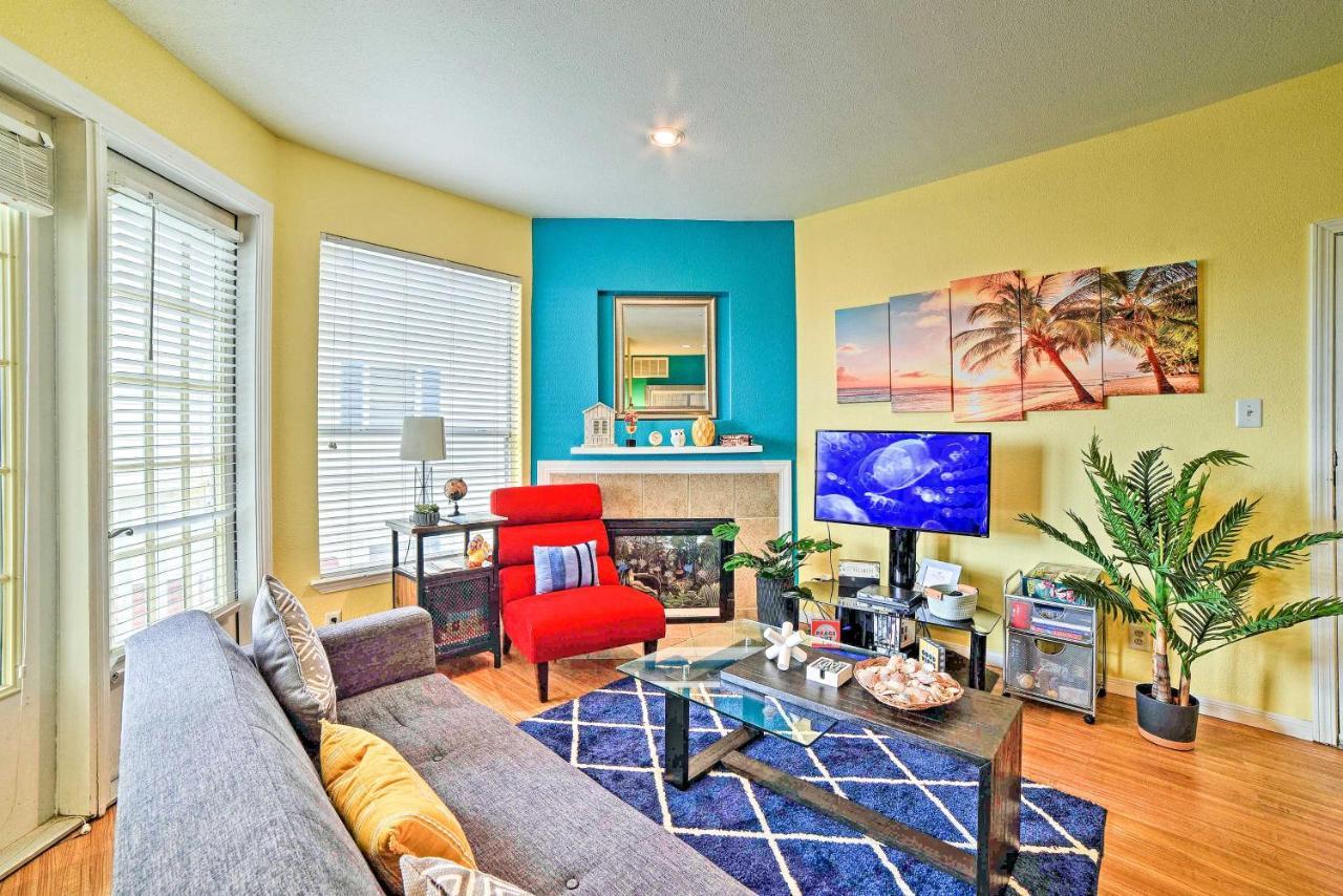 Corpus Christi Resort Condo - Walk To Beach! Exterior photo
