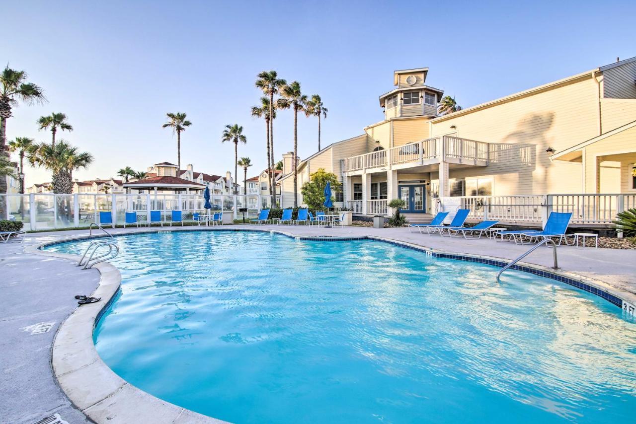 Corpus Christi Resort Condo - Walk To Beach! Exterior photo